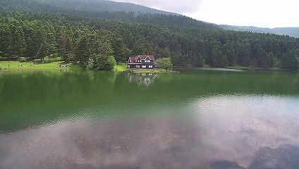 Video herunterladen: Abant Gölü Yerli ve Yabancı Turistlerin Gözdesi Haline Geldi