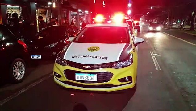 29 menores são encontrados em risco em estabelecimento; menor apreendida por porte de maconha e buchas de cocaína