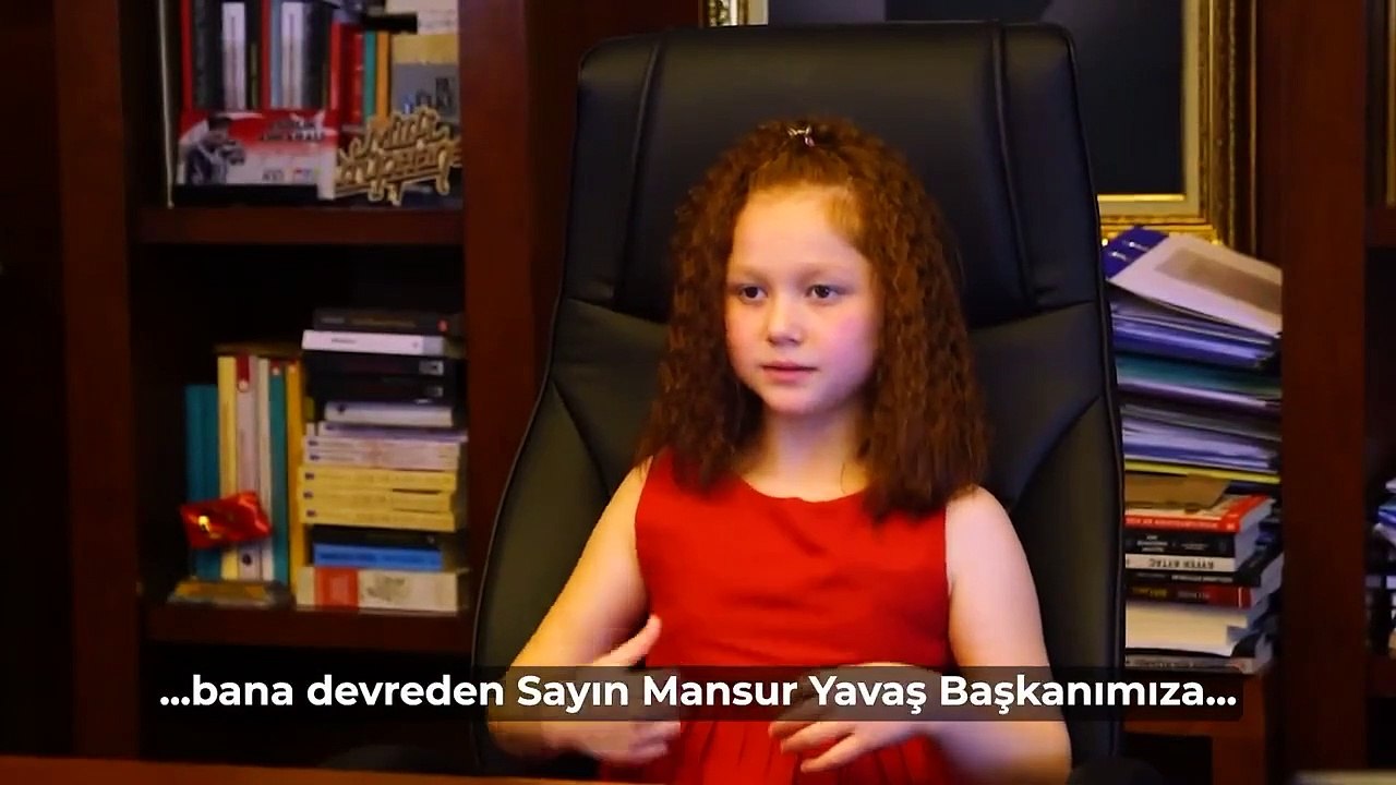 Mansur Yavaş koltuğunu Elisa'ya bıraktı: "Ankara şiir gibi bir şehir olsun istiyorum"