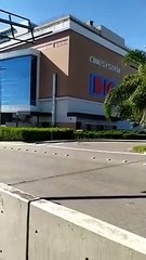 Fumaça se espalha pela SC-401 após problema em exaustor de shopping