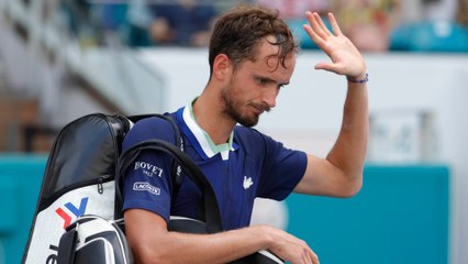 Wimbledon Bars Russian Players