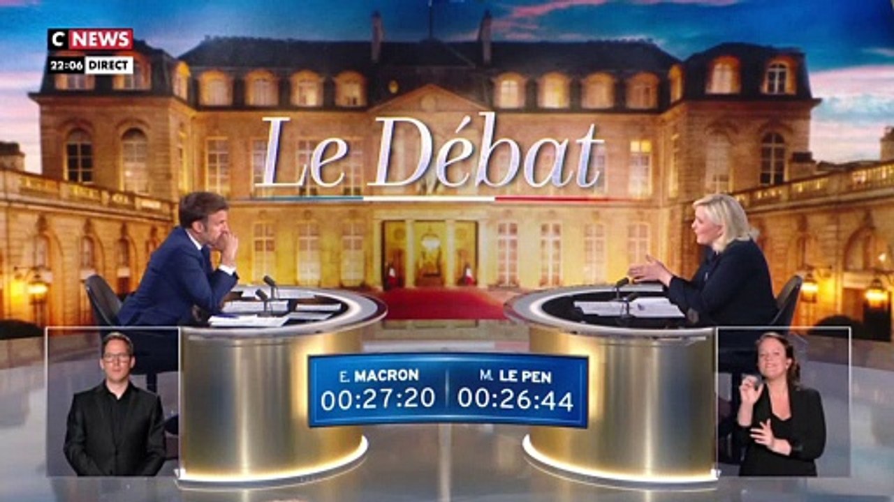 Regardez Marine Le Pen qui tacle Emmanuel Macron alias "le Mozart de la finance" dont "le bilan économique est très mauvais et le bilan social encore pire"