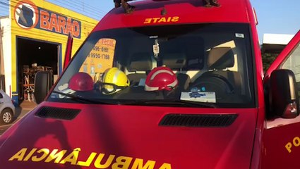 Voltando do supermercado, idoso de 89 anos fica ferido ao cair na calçada