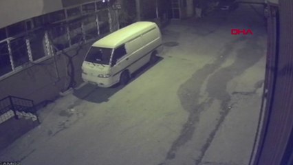 Çalıntı araç şüphelileri, 10 kilometre takip edilerek yakalandı