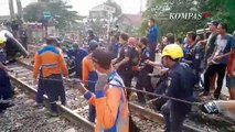 Pengemudi Mobil yang Tertabrak KRL di Depok, Bantah Terobos Palang Pintu Kereta