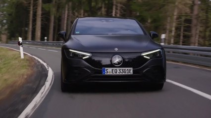 Download Video: Der neue Mercedes EQE unter der Lupe - die eDrive-Prüfstände