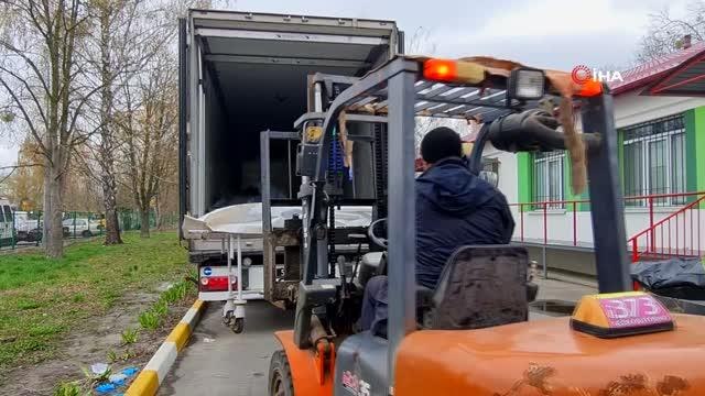 Bucha'da morg doldu, cansız bedenler tırlarda bekletiliyor