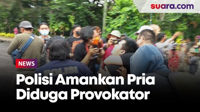 Ditangkap Polisi di Patung Kuda, Pria Diduga Provokator Ngaku Dipukul dan Teriak Berhak Ikut Demo