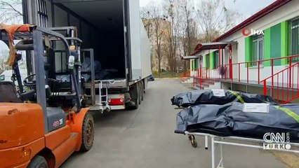 Cansız bedenler tırlarda bekletiliyor