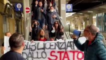 Almaviva e Covisian, la rabbia dei lavoratori di Palermo: protesta alla stazione Notarbartolo