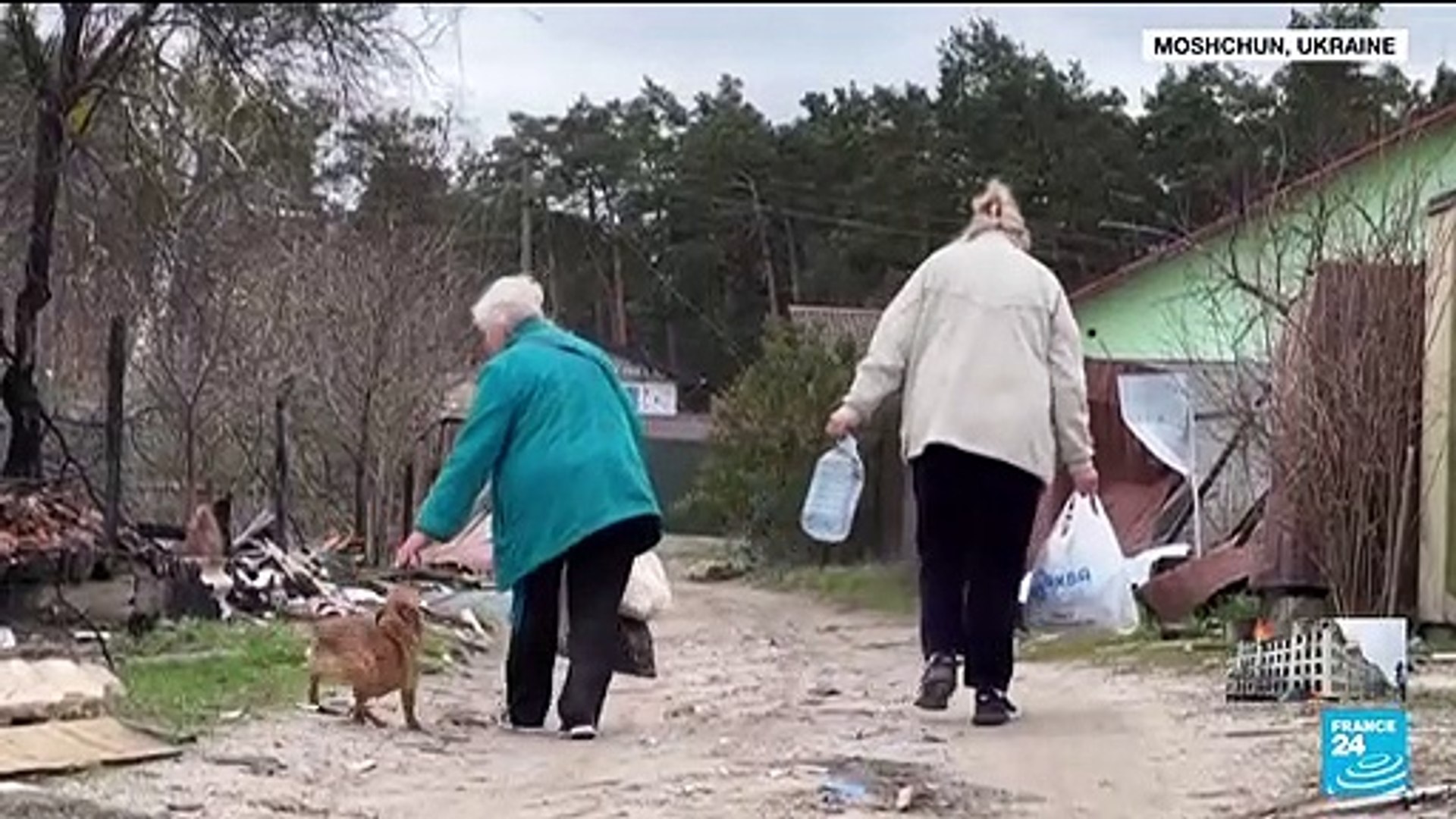 ⁣War in Ukraine: Risky return home for Ukrainians