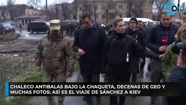 Chaleco antibalas bajo la chaqueta, decenas de GEO y muchas fotos: así es el viaje de Sánchez a Kiev