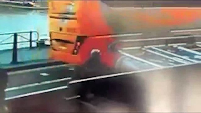 Fire chiefs and police probe after Bristol man ‘pelted with traffic cones and pepper sprayed’ by officers