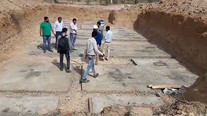 सीएमएचओ ने देखा मेडिकल कॉलेज का निर्माण कार्य