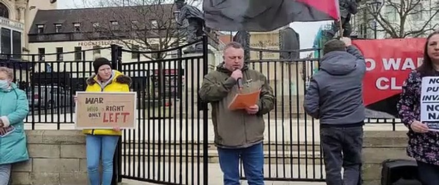 Gary Donnelly addresses anti-war rally in Derry