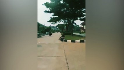 Demi Konten, Seorang Remaja Nyaris Kehilangan Nyawa