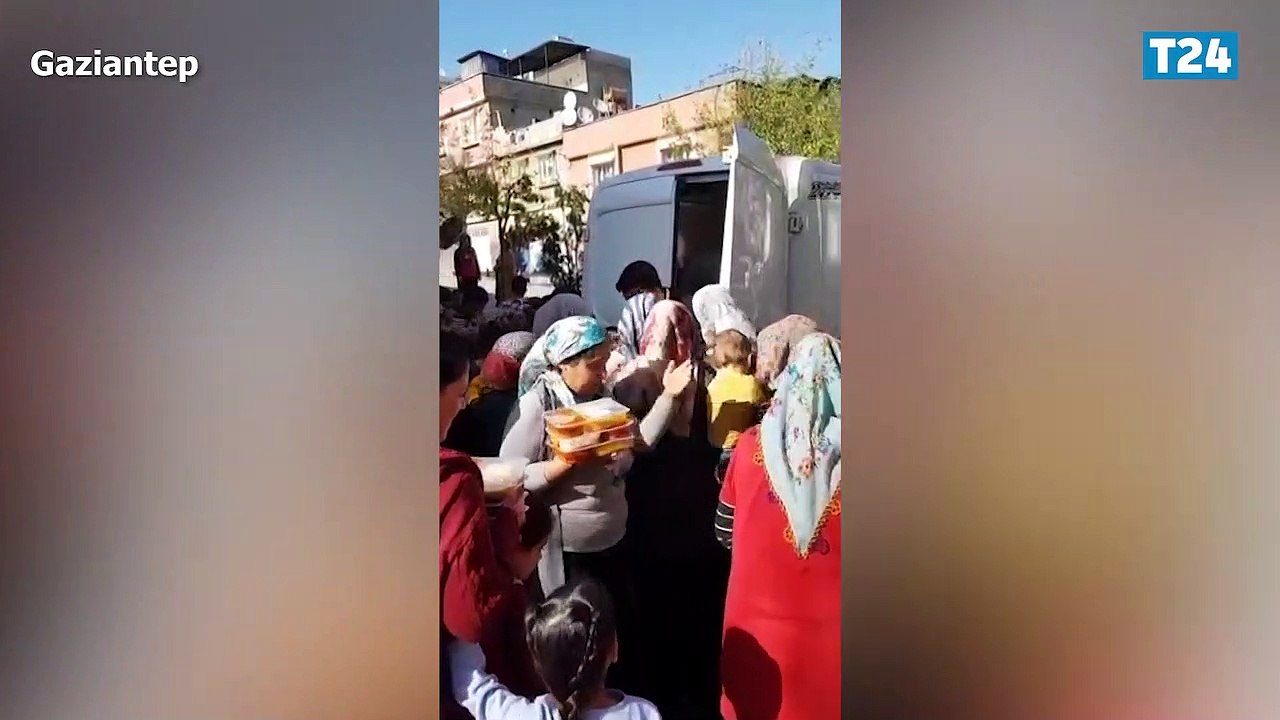 Gaziantep Büyükşehir Belediyesi'nin erzak dağıtımında kargaşa