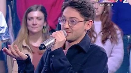 N'oubliez pas les paroles (France 2) : “On est mal barrés”. Quelle est cette phobie de Kristofer qui