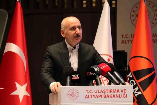 Bakan Karaismailoğlu: 2053 Türkiye'sinin, ulaşım ve haberleşme sistemlerini şimdiden planlıyoruz