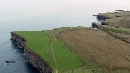 Dún Briste, la roca sola ante el océano