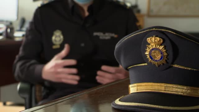 La policía vigila en los colegios la captación que hacen las bandas latinas de menores cada vez más pequeños