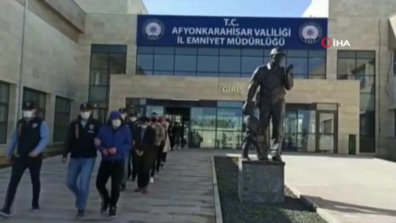 5 bin 321 esnafı dolandırdığı iddia edilen 9 kişiden 5'i tutuklandı