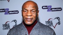 VOICI : Mike Tyson : l'ancien boxeur donne plusieurs coups à un homme dans un avion