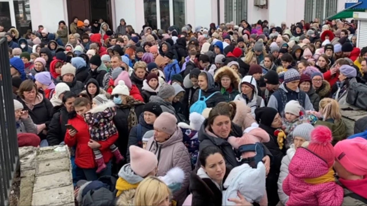 Biden Announces Humanitarian Parole Program for Refugees From Ukraine