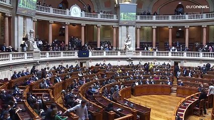 Volodymyr Zelenskyy pede ajuda a Portugal