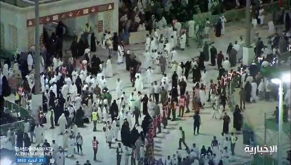"السديس" ينصح المرأة المسلمة بأن تتقي الله وتحرص على حجابها وحشمتها