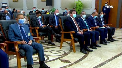 الرئيس السيسي: إحنا قدرنا بفضل الله نوفر كل السلع المطلوبة للناس بـ وفرة