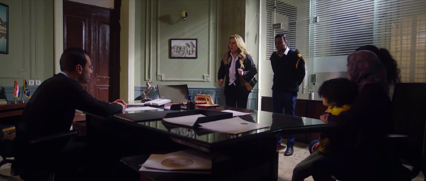 لو لقيتي واحدة عملت كده وخدت ابنك هتعملي إيه؟.. رانيا محمود ياسين تتألق في أول ظهور لها في انحراف