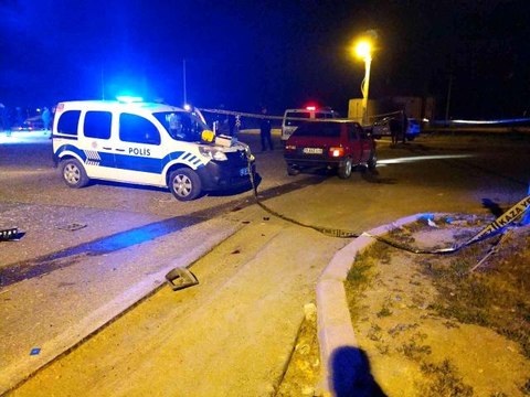 Tartıştığı karısını vurdu, yakalanacağını anlayınca kendi kafasına sıktı