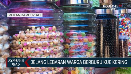 Jelang Lebaran Warga Berburu Kue Kering