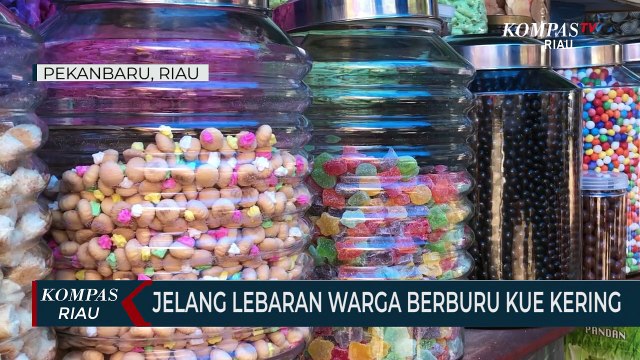Jelang Lebaran Warga Berburu Kue Kering