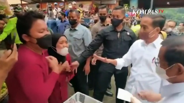 Tangis Histeris Pedagang di Bogor Adukan ke Jokowi, Pamannya Ditangkap Polisi karena Tolak Pungli