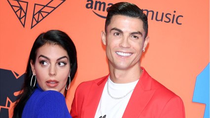 GALA VIDEO - Cristiano Ronaldo et Georgina Rodríguez parents : ils dévoilent le premier cliché de leur fille (1)