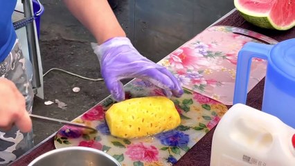Amazing.....fruit slicing show