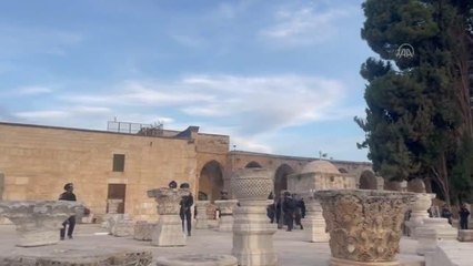 İsrail polisi Mescid-i Aksa'ya baskın düzenledi (2)
