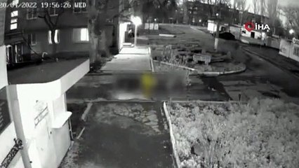 Siviller felaketi yaşamaya devam ediyor! Rus bombalarından böyle kaçtılar