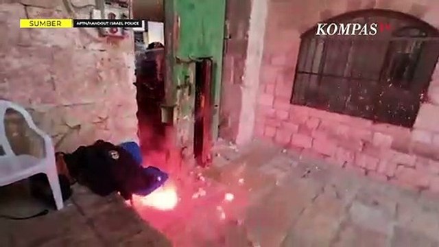 Memanas! Warga Palestina dan Polisi Israel Bentrok di Yerusalem