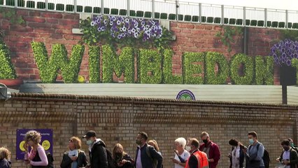 Wimbledon excluye a tenistas de Rusia y Bielorrusia del torneo de 2022