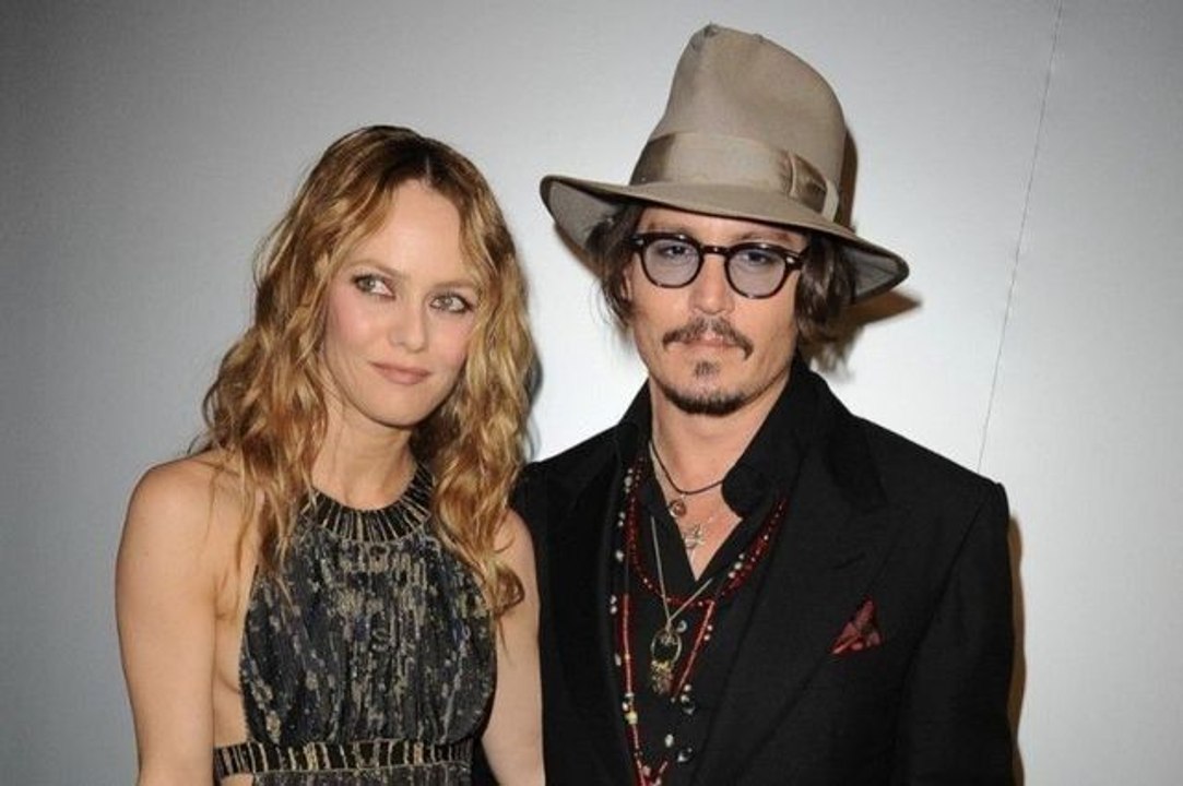 Choc - Johnny Depp admet avoir trompé Vanessa Paradis avec Amber Heard en plein procès et donne tous les détails !