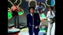 ROCK MEDLEY  : C'mon Everybody/Johnny B. Goode/Yellow River/Move It/Wake Up Little Susie/Do You Want To Dance    by Cliff Richard live TV performance 1970