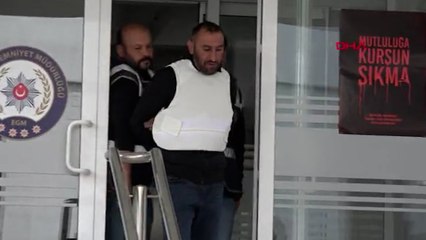 Eşini çay bahçesinde öldüren koca, barışmak istemiş