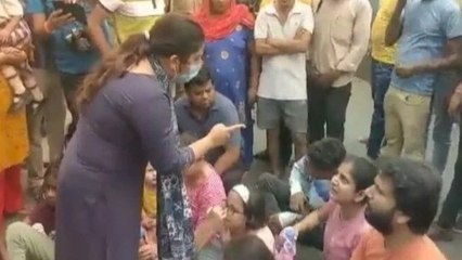 'बस! अब चुप, इतनी देर से समझा रही हूं...,' बेटे की मौत पर बिलख रही मां पर यूं गुस्साईं SDM