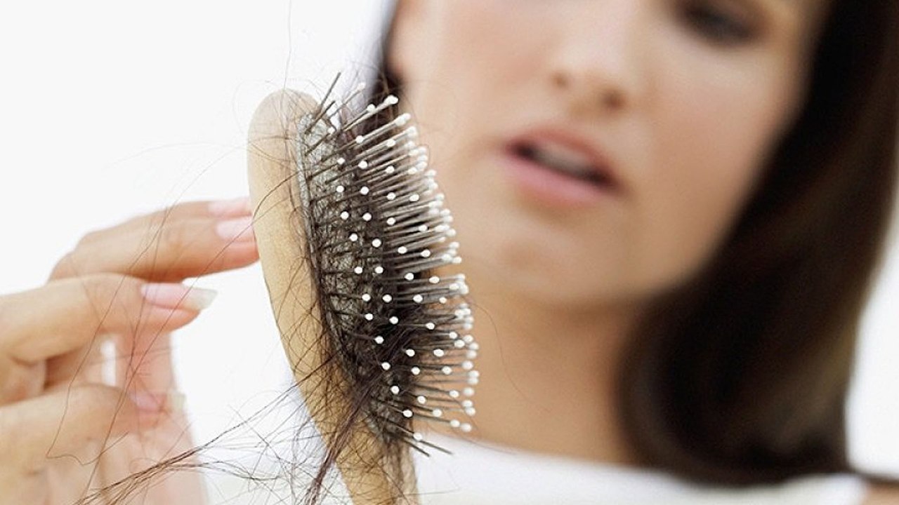 Top 7 loại thực phẩm hỗ trợ cải thiện rụng tóc hậu Covid-19