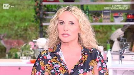 E' sempre mezzogiorno, la riflessione della conduttrie a inizio diretta Oggi tanta arroganza    C