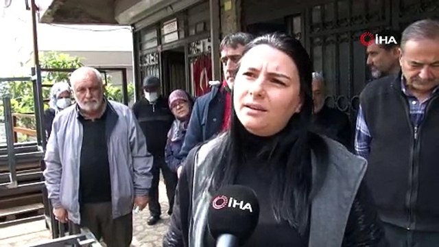 Müteahhidin 'satılık ev oyunu' gelip 30 yıllık evlerinden oldular