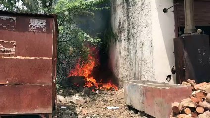 इस कारण से लगी बबूलों में लगी आग, बड़ा हादसा टला